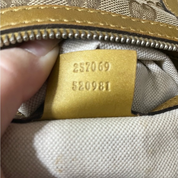 EUC Vintage GUCCI BAG - Picture 7 of 17